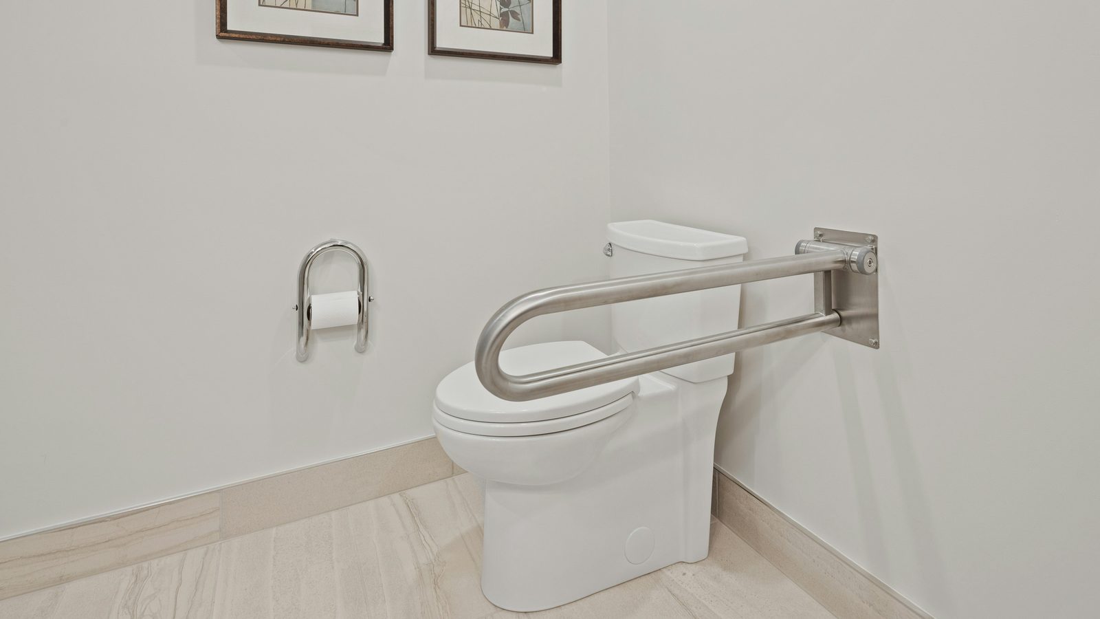 A bathroom safety grab bar for fall prevention.